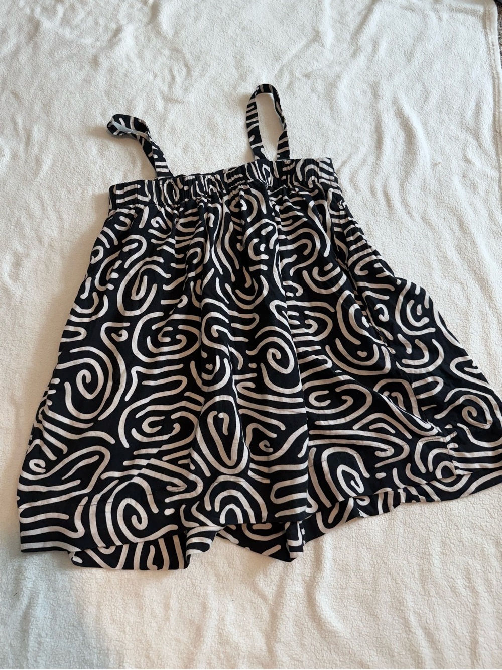 Banana Republic Black and Cream Swirl Print Top